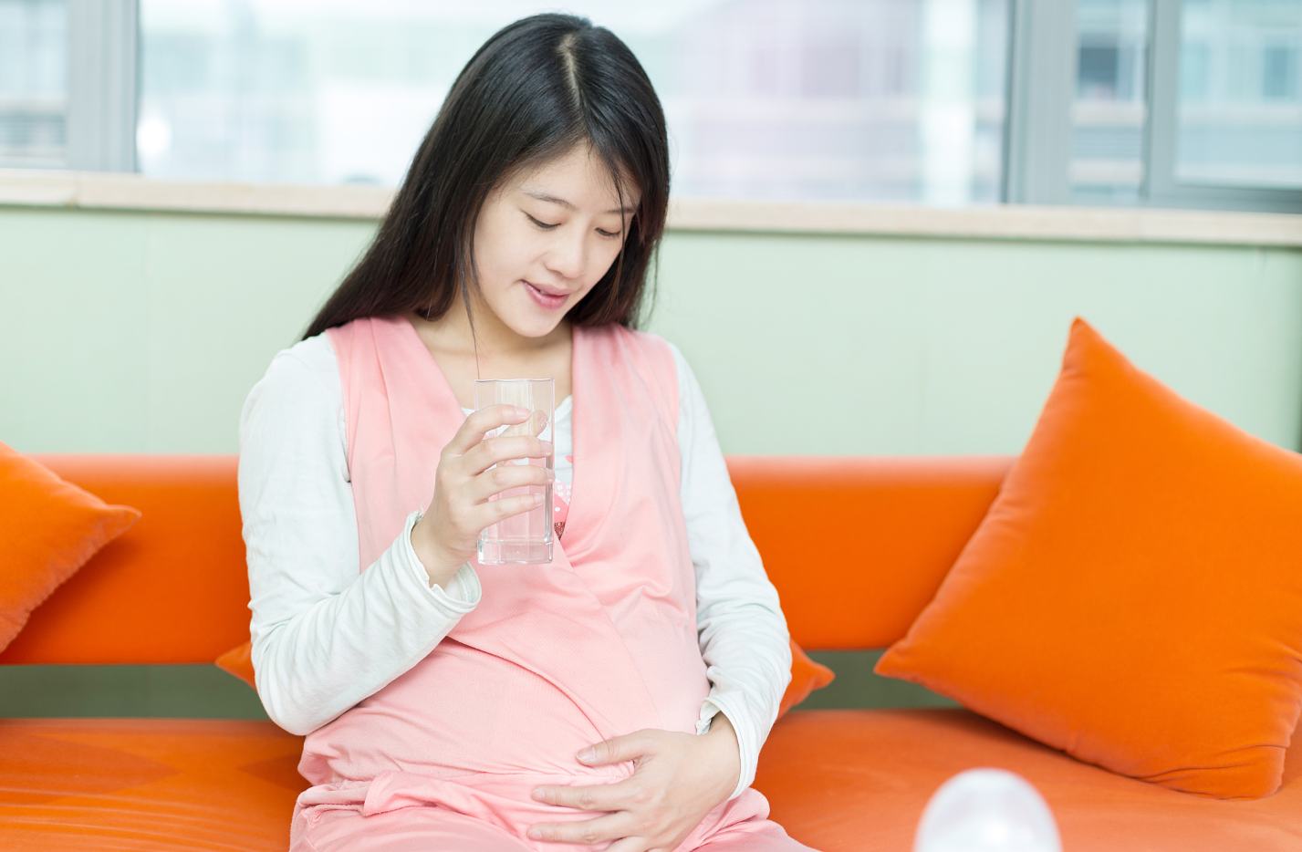 二胎孕妇高敏房间治理上门除甲醛价格？